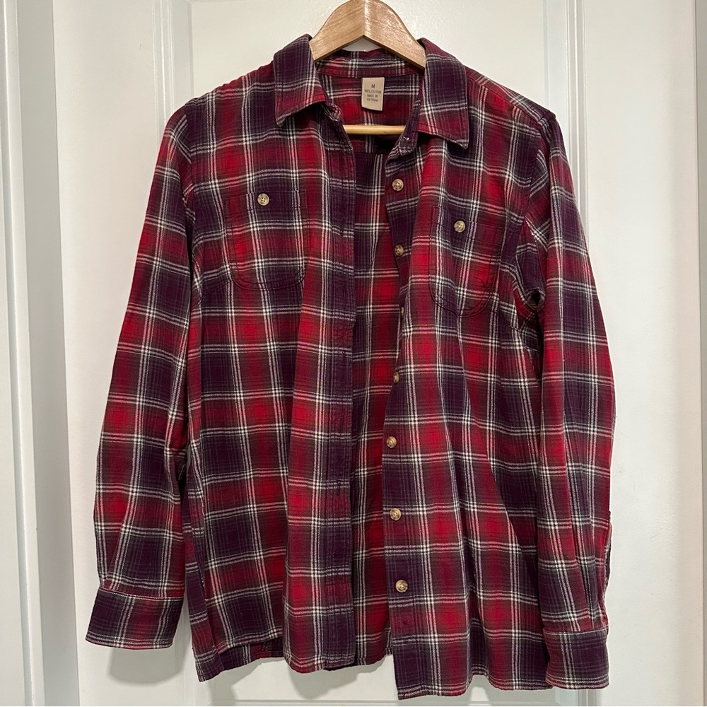 Duluth Trading Co Red Plaid Women's Button Down Shirt